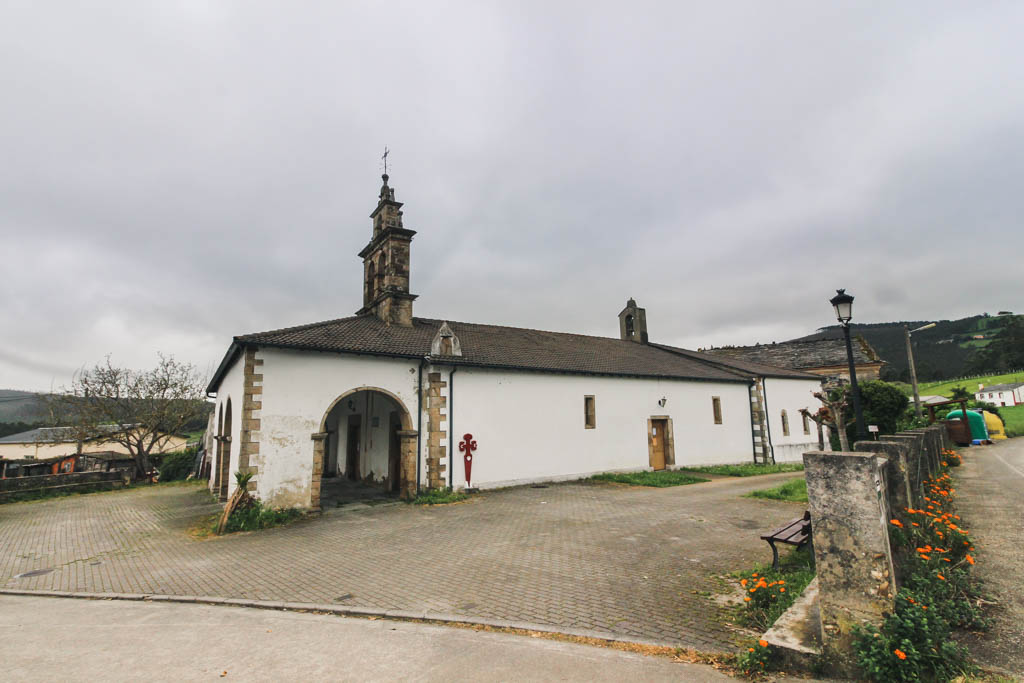Iglesia de Santiago de Abres